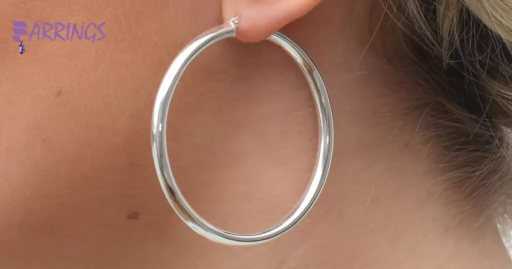 Hinged Hoops Fastening Style