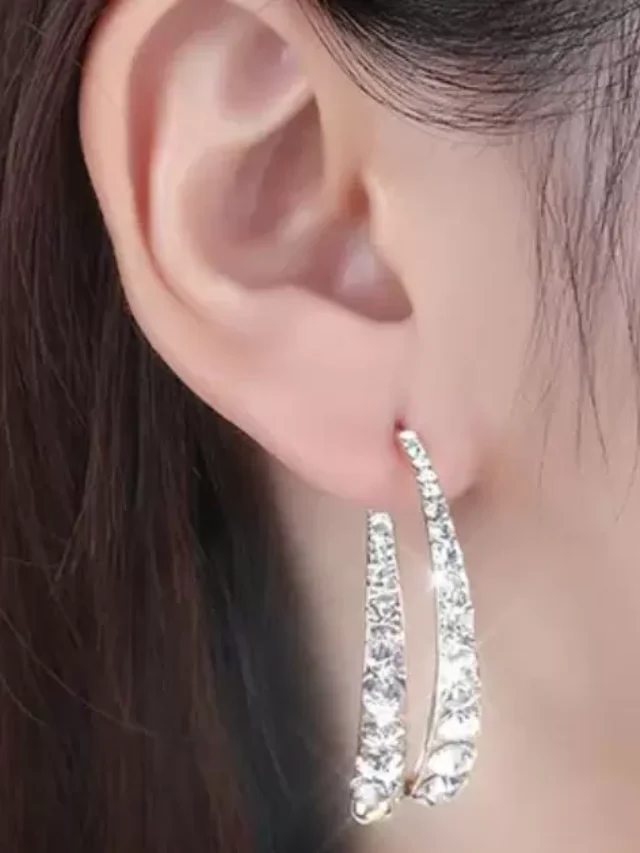 How To Put In Curved Earrings?