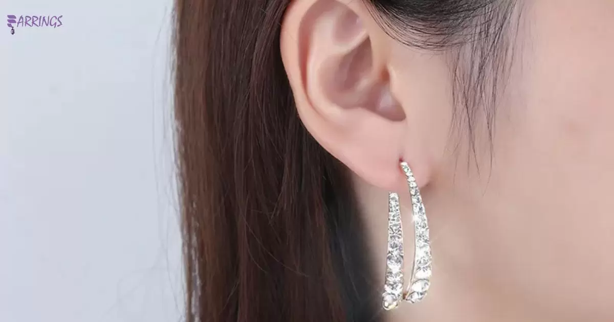 How To Put In Curved Earrings?