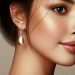 How do you wear gold drop earrings?